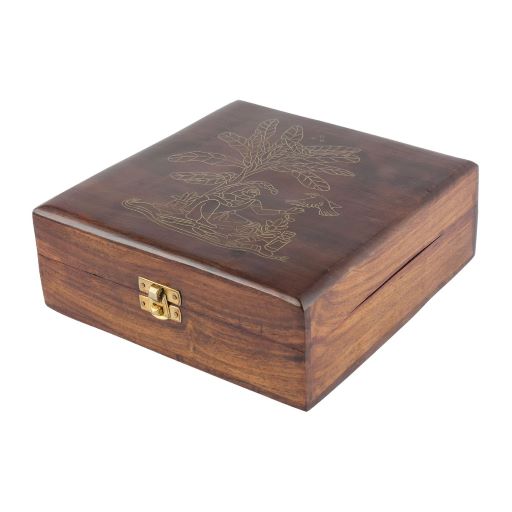 natural and artistic